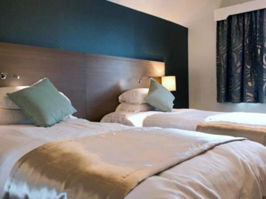 The Portland Hotel Wetherspoon Chesterfield Exteriör bild
