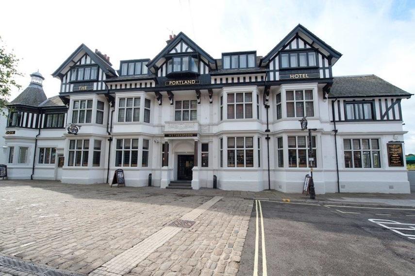 The Portland Hotel Wetherspoon Chesterfield Exteriör bild