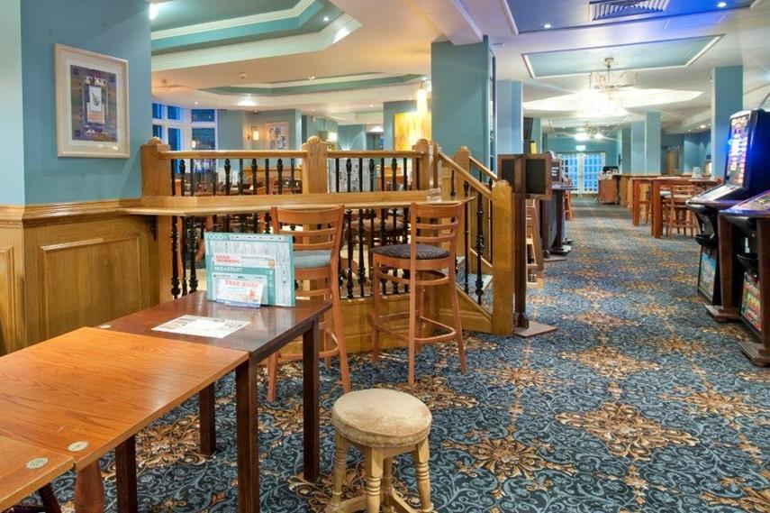 The Portland Hotel Wetherspoon Chesterfield Exteriör bild