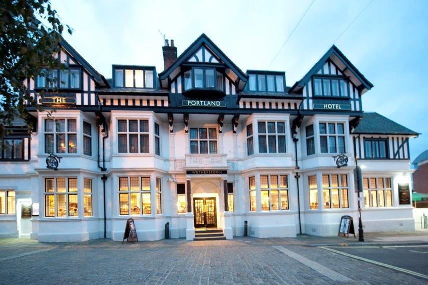 The Portland Hotel Wetherspoon Chesterfield Exteriör bild